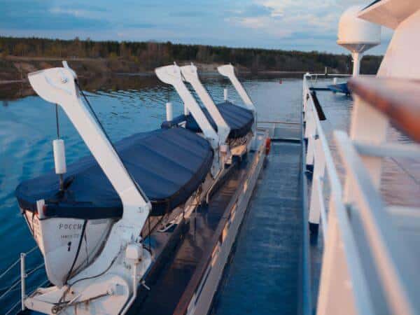 dss maritime lifeboat and davits tests 1b